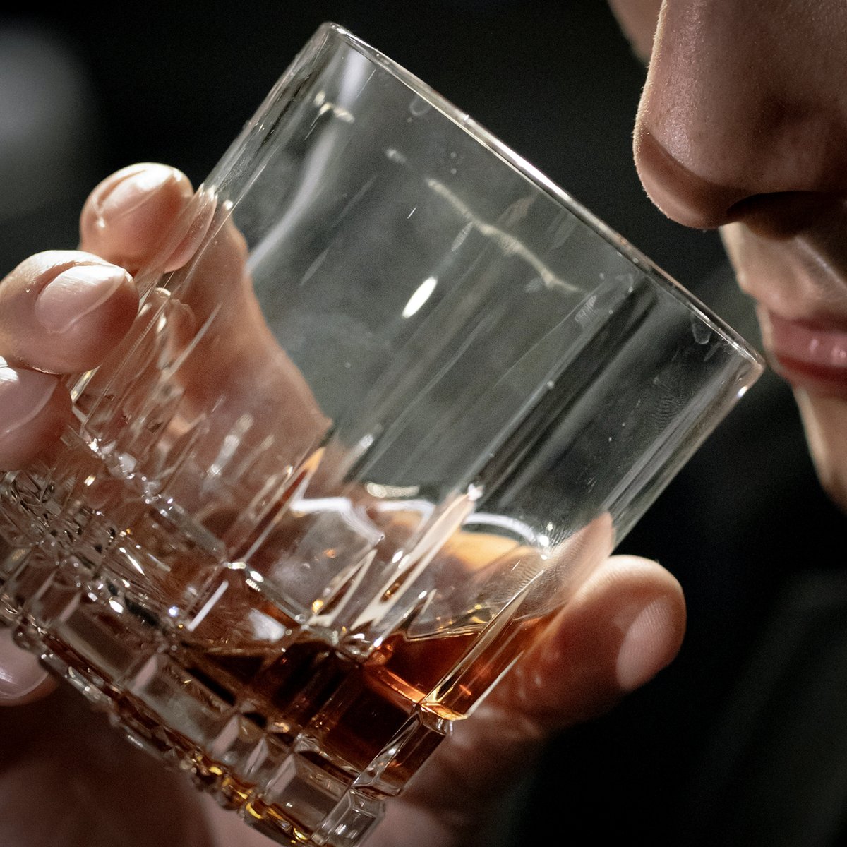 bchapmanwhiskey's tweet image. Pour a glass of Benjamin Chapman 7-Year Whiskey to experience the aromas of vanilla spice with subtle layers of caramel apple, dark chocolate and maple syrup.

#benjaminchapman #whiskey #wheatedrye