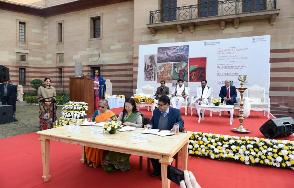 MoCA_GoI's tweet photo. These artworks are highly valuable and include paintings by famous painters like M F Hussain, V S Gaitonde, B Prabha, and K H Ara, etc. (5/5) https://t.co/O3oPHBTj9F