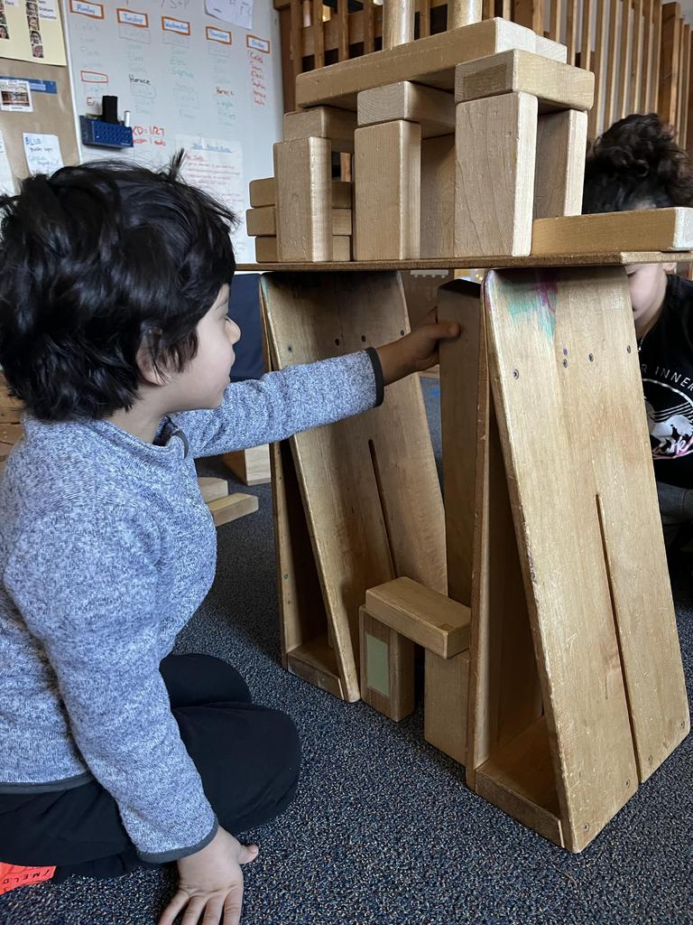 FJECC_TI_Boston's tweet photo. Builders at work.
#blocks #BlockArea #FJECC #Boston #Brookline #Toddler #Preschool #PreK #Kindergarten #ECE #EarlyChildhood #EarlyEd #education #school #STEM #building #science #symmetry #classroom #friends #TempleIsraelBoston https://t.co/KD2TZTnyDi