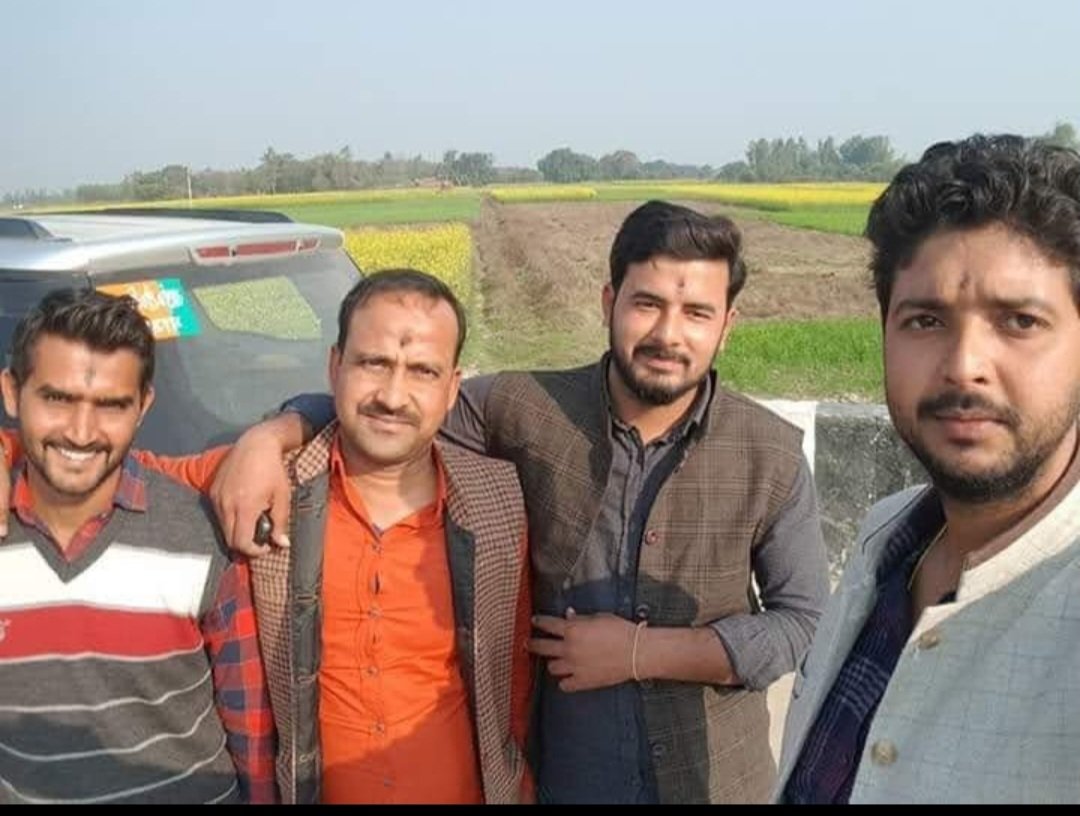 Pandey01Santosh's tweet image. हक़ीक़त को हक़ीक़त सपने बनाते हैं 
और सफ़र को खूबसूरत अपने बनाते हैं ! 

#mpcsrana #dosti #khichadi #uttarpradesh