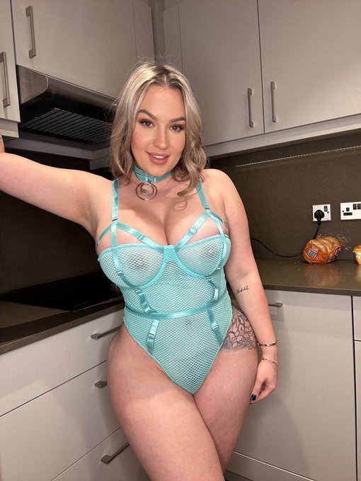 Rt if you want to watch me play 😜😜 https://t.co/fMsj7SsBtA<a href="/tag/milf"class="tags"><span>#milf</span></a><a href="/tag/retweet"class="tags"><span>#retweet</span></a><a href="/tag/tits"class="tags"><span>#tits</span></a><a href="/tag/nipples"class="tags"><span>#nipples</span></a>