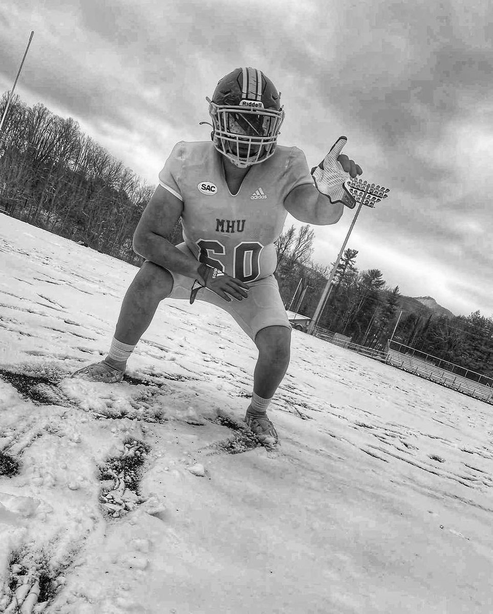 How we looking?
@Coach_Hillin <a href="/MarsHill_FB/">MHU Football</a> <a href="/MHSFBall19/">Mitchell Football</a>