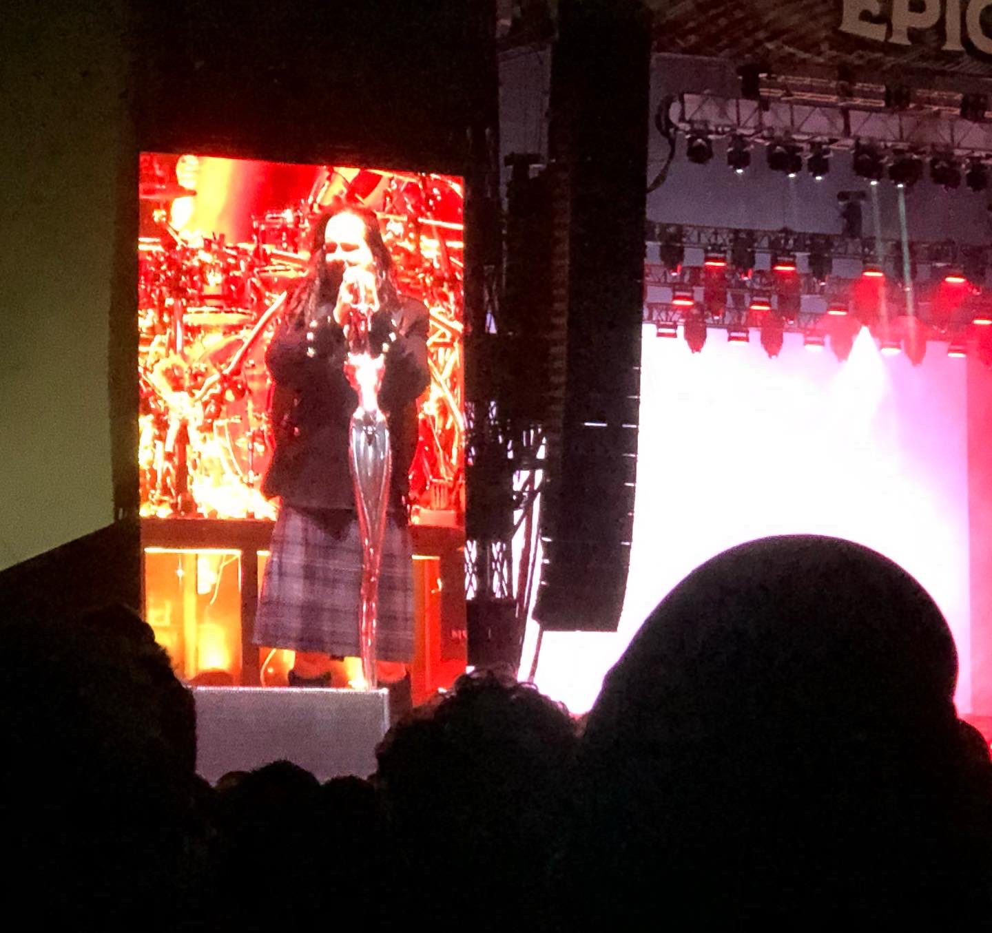 Happy birthday Jonathan Davis!!!!    
