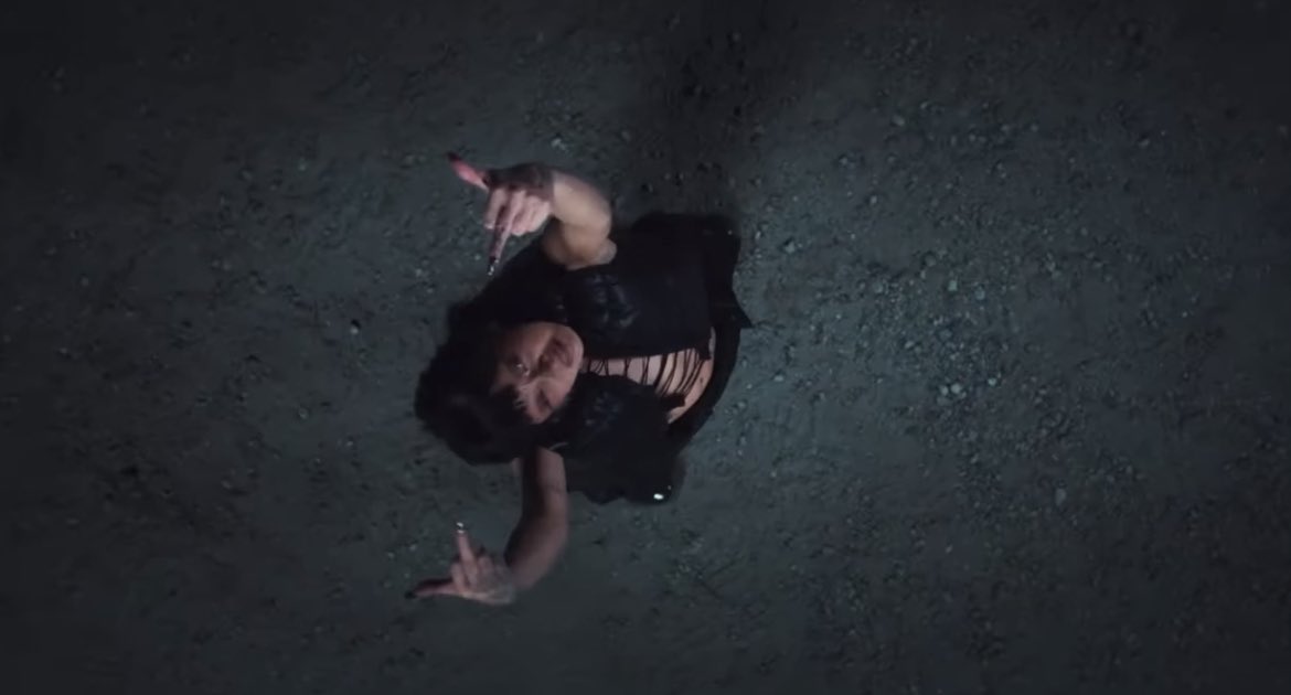 rubymaethinker's tweet image. MANTRUM OUT NOW!! go stream &amp;lt;3