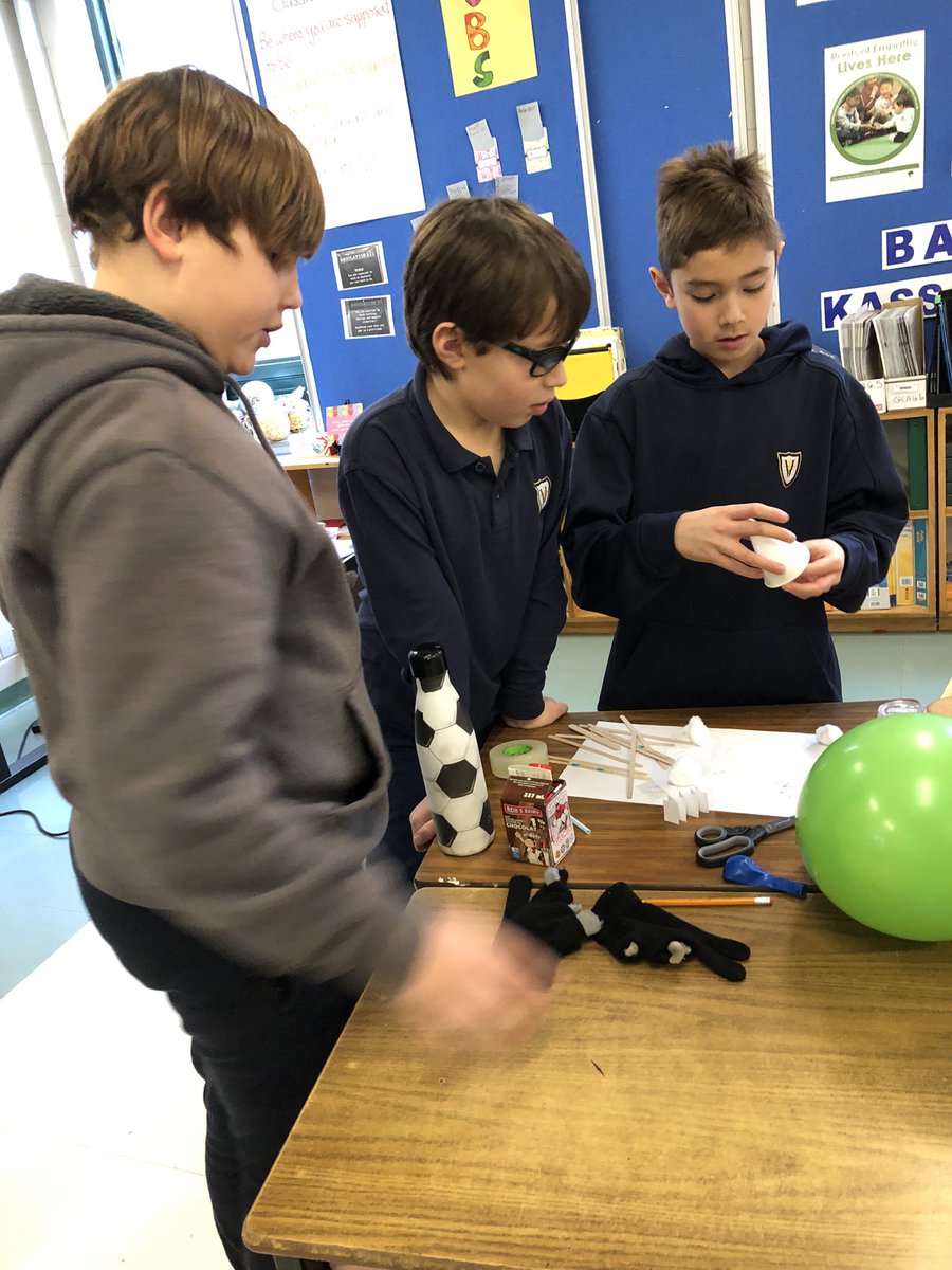 sciencecart's tweet photo. Full “STEAM” ahead!! Building a spacecraft module for a soft landing 🚀@StVincentOak @HCDSB @hcdsbsteam https://t.co/z20UbOA6EW
