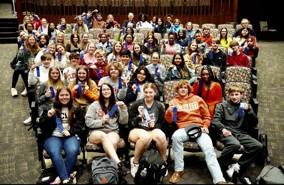 EducatorCourson's tweet photo. Awards for first semester milestones. #SylacaugaSoaring #AggiePride #WeAreFamily #GladToBeHere #ExcellenceforEveryone https://t.co/3EZE7mGANv