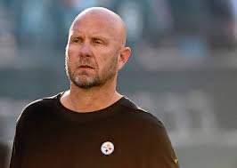 ThePoniExpress's tweet image. Matt Canada watch is OVER. Retweet if you’re f—king pissed that he’s back as offensive coordinator.