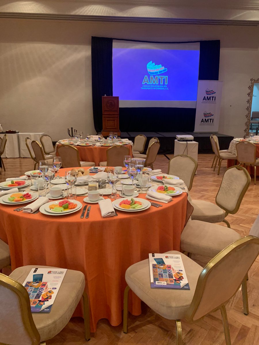 TLCMagazineMx's tweet photo. Ya estamos listos✨🙌🏻

Hoy nos encontramos participando activamente en la conferencia de AMTI: panorama económico 2023. 📋🗓️ https://t.co/q63vLIndW8