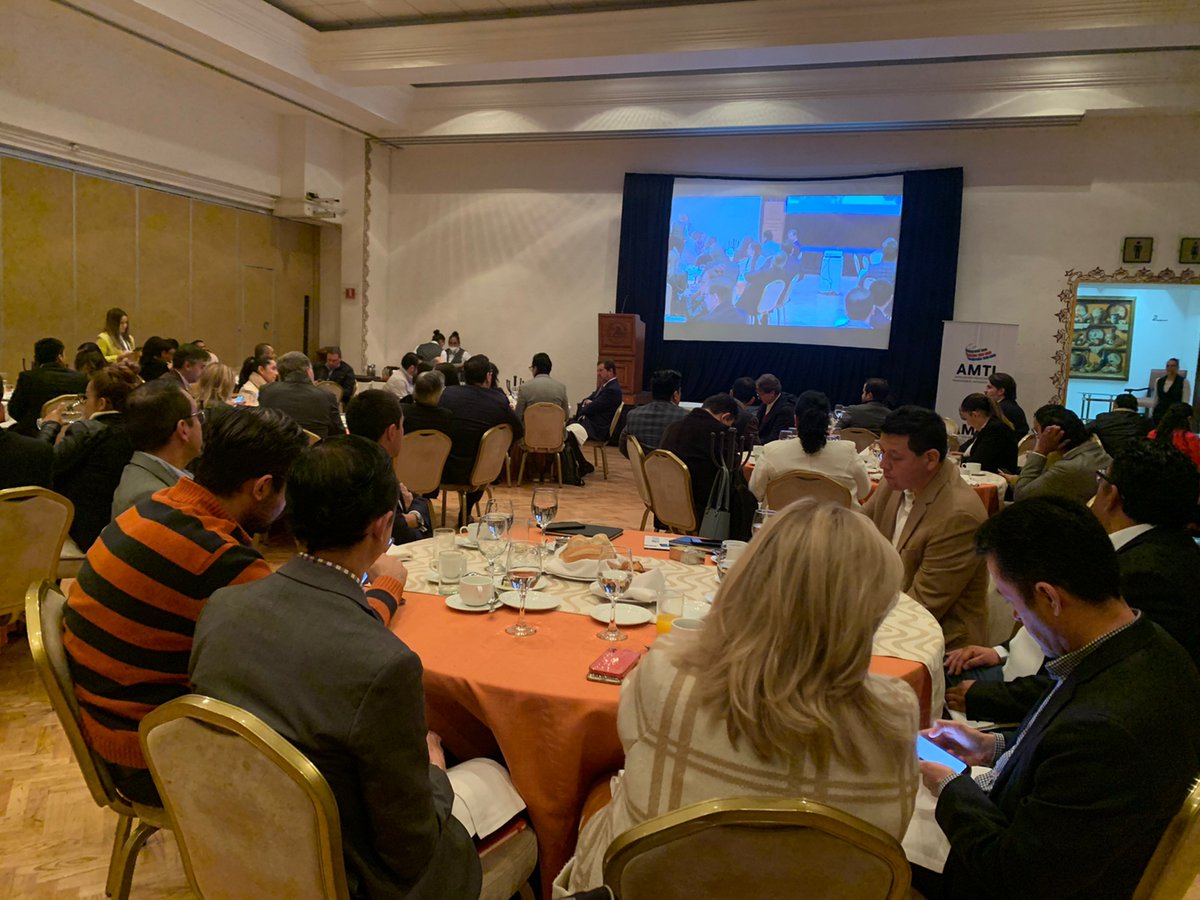 TLCMagazineMx's tweet photo. Ya estamos listos✨🙌🏻

Hoy nos encontramos participando activamente en la conferencia de AMTI: panorama económico 2023. 📋🗓️ https://t.co/q63vLIndW8