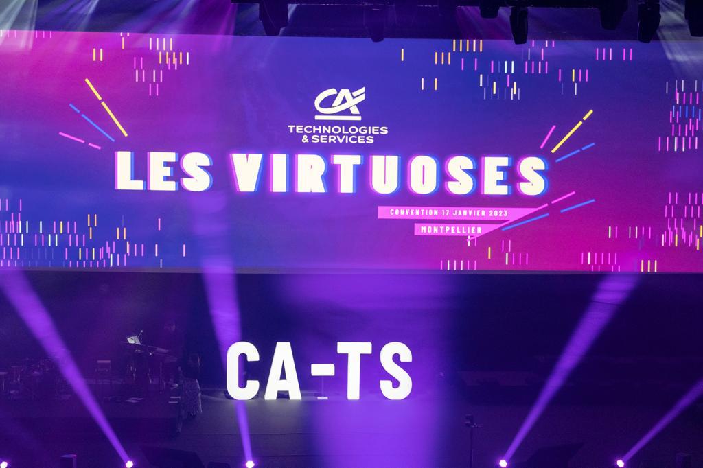 CA_TS_'s tweet photo. La Convention 2023 de @CA_TS_, c'était hier : 1700 collaborateurs réunis à Montpellier pour présenter un nouveau projet d'entreprise, Horizon 2025 : #Collectif, #Qualité, #technologie, #CO2, #UX, #TTM, #ROI, #Bienveillance ... Ne sont qu'une partie des mots qui le représente ⬇ https://t.co/DZTx8HXCfA