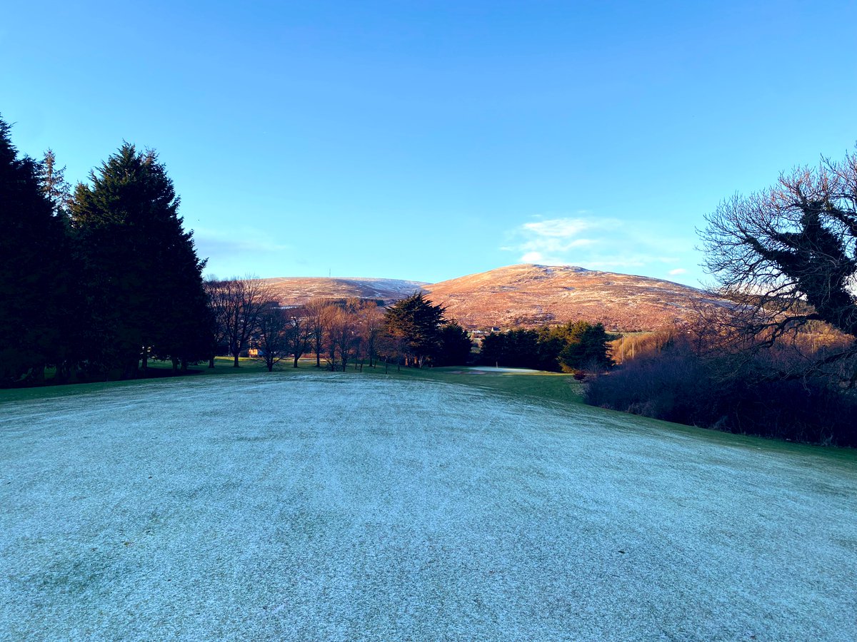 mattpurcell35's tweet photo. Hurry up spring, but the view isn’t bad ,@WarrenpointGC @WGC_live https://t.co/QT5eK9U5Aa