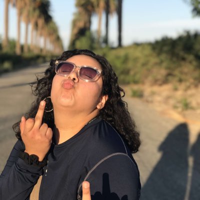 thee_jaded_gal's tweet photo. #NewProfilePic #mevalemadres https://t.co/rkxZ3Ukn0F