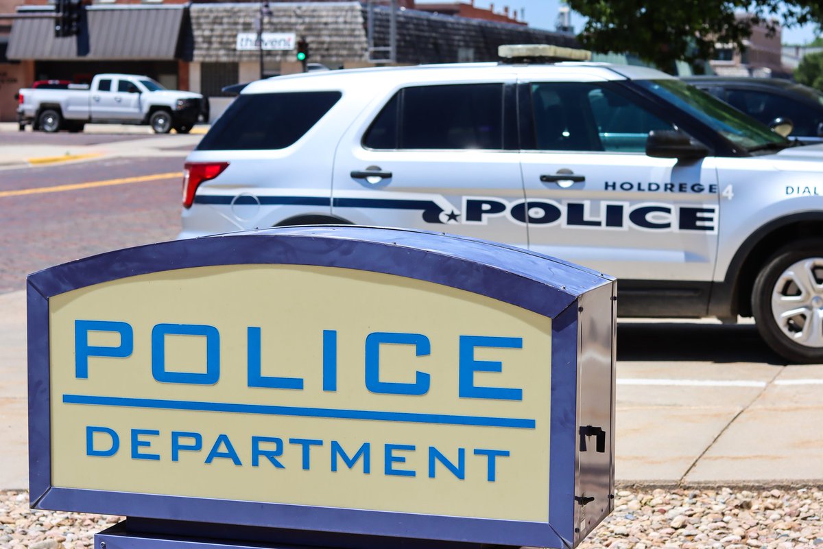Holdrege_PD's tweet photo. POLICE OFFICER 

The City of Holdrege, NE will accept applications for the position of Police Officer until Friday February 17th , 2023.  

Application packets may be requested from the Office of the City Clerk or by calling 308-995-8681 or emailing mmcintire@holdregenepd.org. https://t.co/VaIXinIyuZ