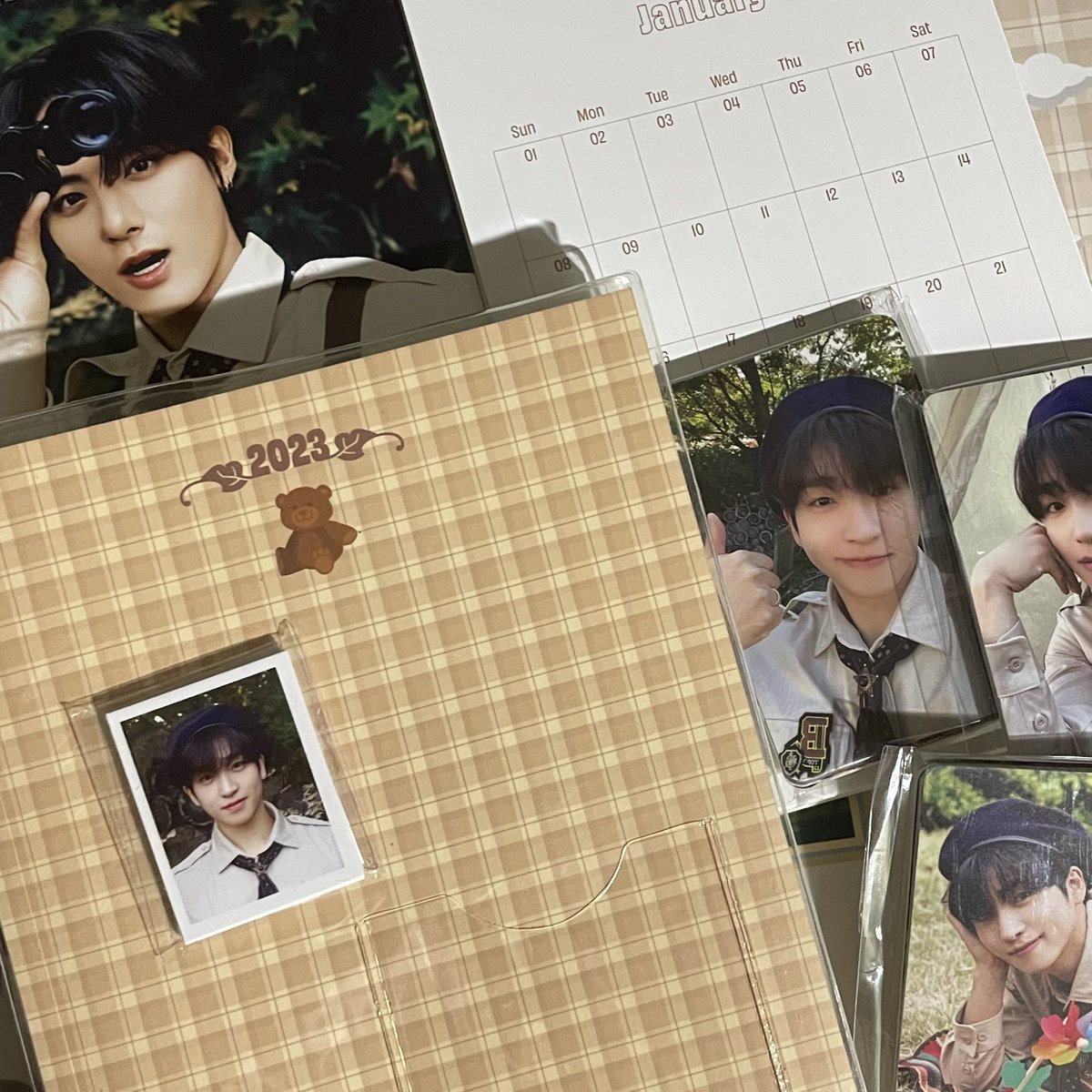 e22ric's tweet photo. sorry for the delayed feedback but my items arrived safely :> thank you @LittleRose_GO 🫶🏻 your service is top notch and dealing with you was really easy! until next transaction 🫣

 #LittleRose_FEEDBACK https://t.co/Uec4D17R0V