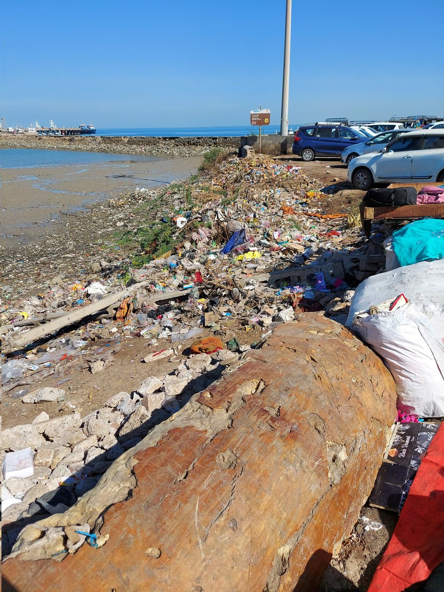 Vispai81's tweet photo. Appalling 2 cd neglect &amp; apathy being mated towards @betdwarka. An island that pops out f d prestine turquoise water &amp; place of great religious,historical &amp; tourist importance is being treated like #dumpyard @Bhupendrapbjp @GujaratTourism
@VisitDwarka @DwarkaOfficial @PmModi 1/5 https://t.co/i0KJchZ3YM