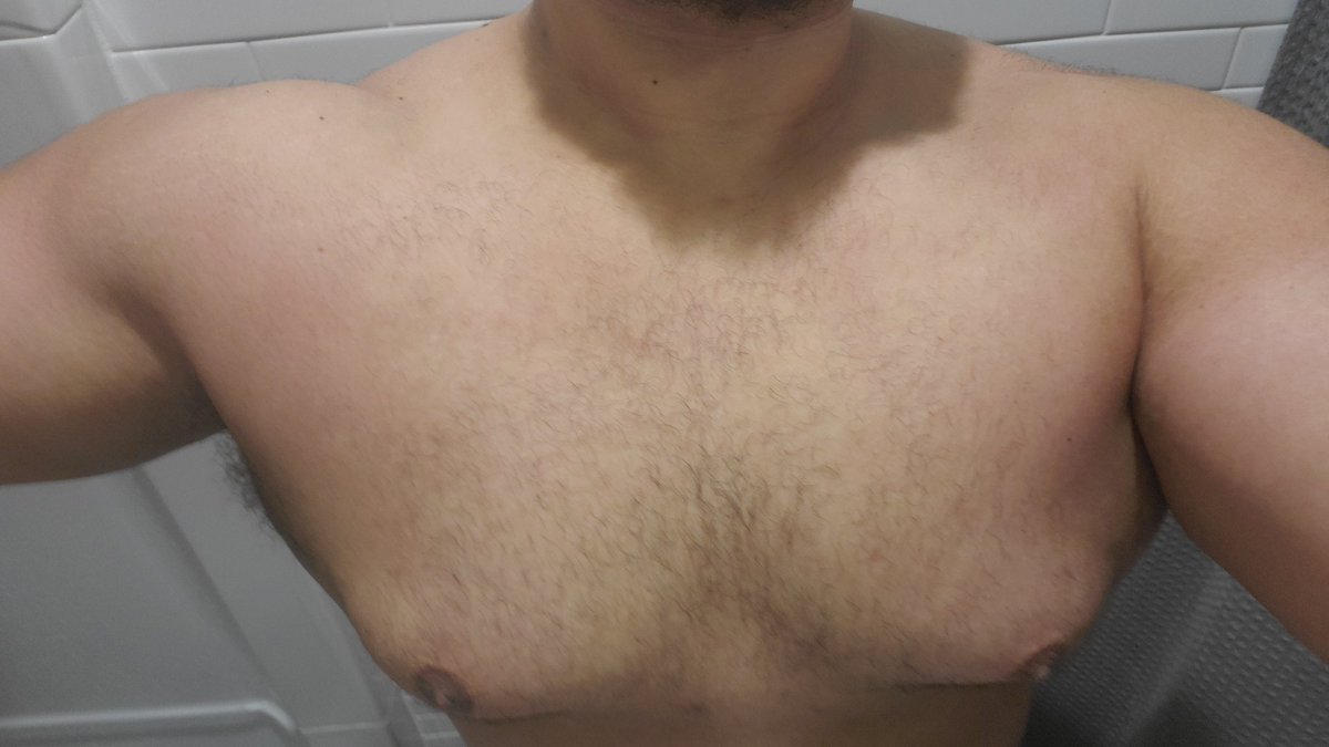 GrowingABull's tweet photo. Getting those Boulder shoulders https://t.co/jqPciATYmt
