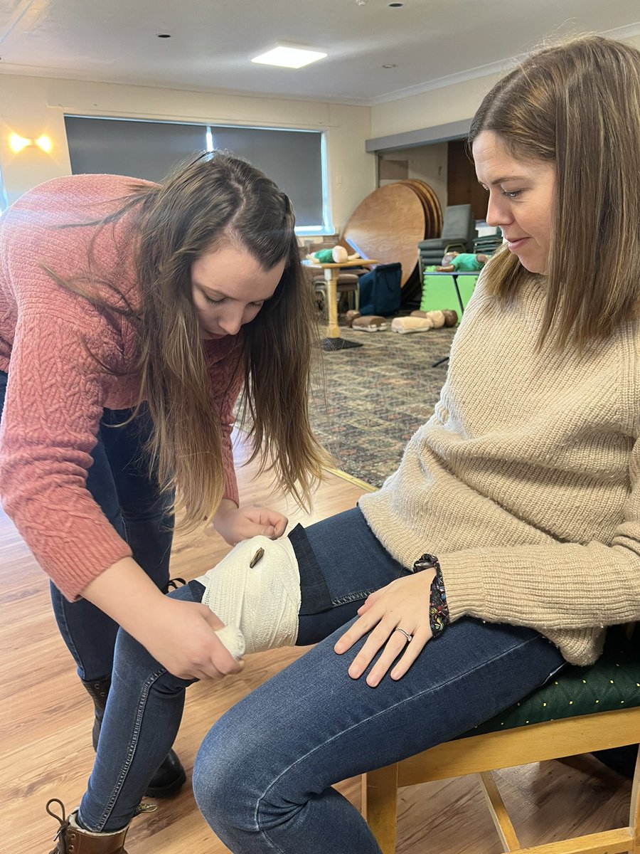 saxilby_school's tweet photo. Another great first aid training day for a group of our staff with @MiniFirstAidLN #pediatricfirstaid https://t.co/wEvJAhByT4