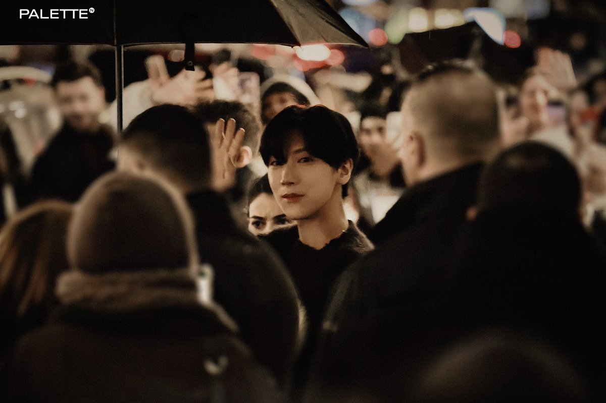 juistheju's tweet photo. ร้องไห้ดีกว่า สองภาพนี้น่ารักมาก😭 นี่คือความหมายของประโยคที่เตนล์เคยพูดว่า "เดี๋ยวเตนล์จะไปไกล�� ให้พี่เห็นเตนล์ทุกวันเลย ไปไกลจนแบบต้องเห็นเตนล์ให้ได้ทุกวัน" ร้อง😭😭😭😭😭😭😭 https://t.co/gojmWw6P9n