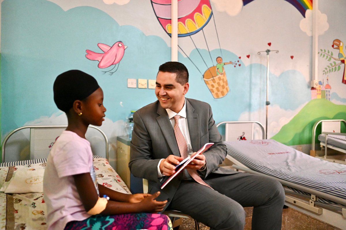 DeputyPMIanBorg's tweet photo. During my visit at the Maltese 🇲🇹 Medical Centre #HopeXchange in Kumasi, #Ghana 🇬🇭 I pledged @MaltaGov commitment to further support & promote access to quality healthcare as suggested by @UN SDGs. https://t.co/2waKXNpkeO