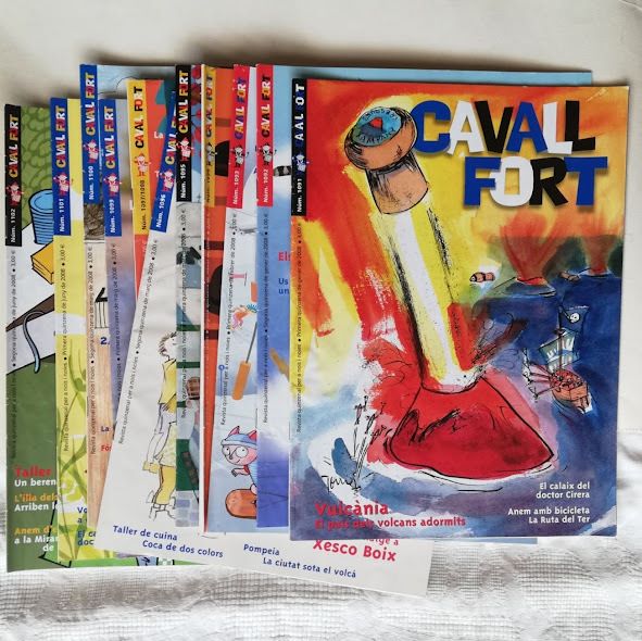 Oriol2petit's tweet photo. 🙏 Twitter fes la teva màgia

Estem a punt de llençar més de 700 revistes #CavallFort, perquè no hi ha manera de col·locar-les enlloc, ni regalades. Són uns 40 anys de col·lecció, des dels anys 70. A algú li pot interessar? @cavallfort https://t.co/c1lwTrMqhG