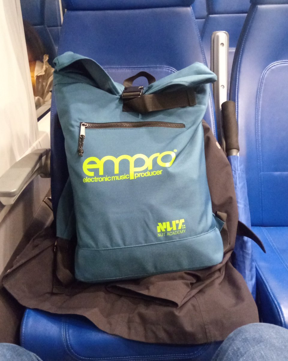 drum_willy's tweet image. Mi mancava fare il pendolare, viaggiare in generale, anzi, mi serviva proprio...sarà un anno diverso ma ne varrà la pena! 🔥
#nutacademy #empro #electronicmusicproducer #napoli #trainspotting #thebestisyettocome #unnuovoinizio #unanuovasperanza