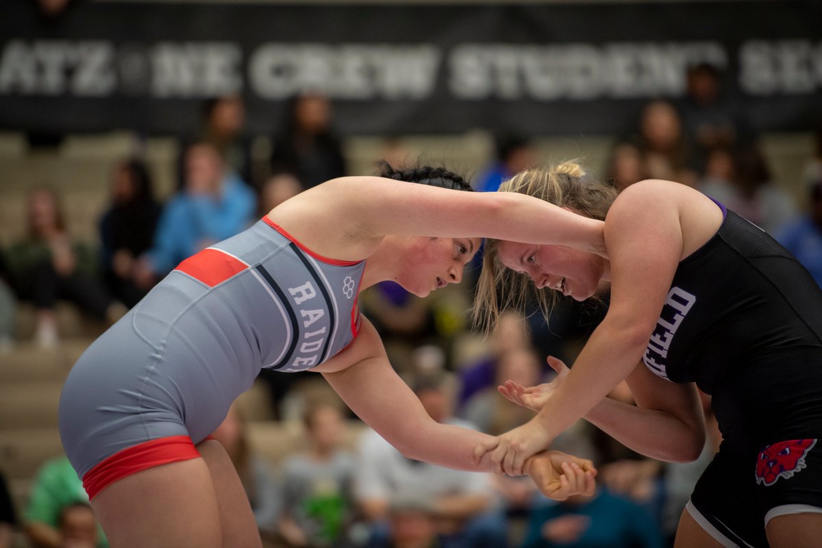 LinfieldWrestle tweet picture