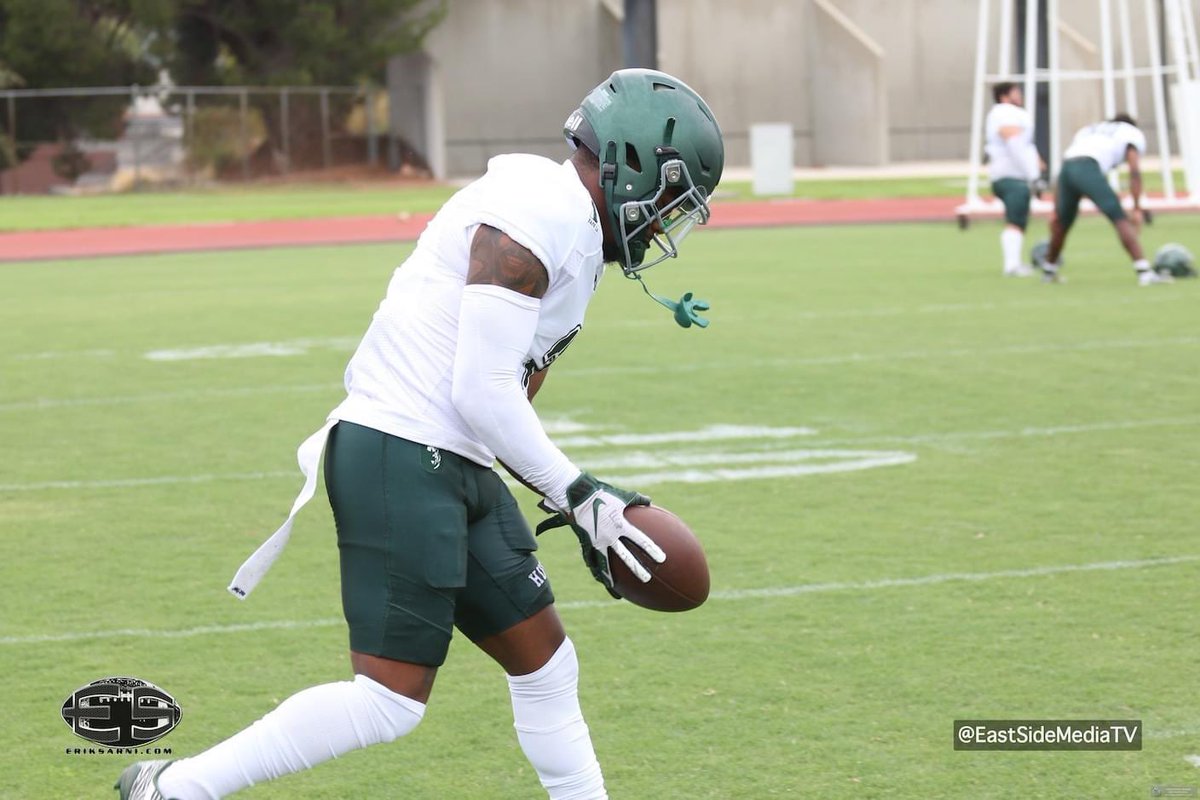 Kwash2cinco's tweet photo. Blessed to have received an offer from Lake Erie College @LakeErieFB Thank You  @NOLESdcSP @JUCOFFrenzy @DCoachJimenez @Coach_Drum_ https://t.co/Akp19eZWhy