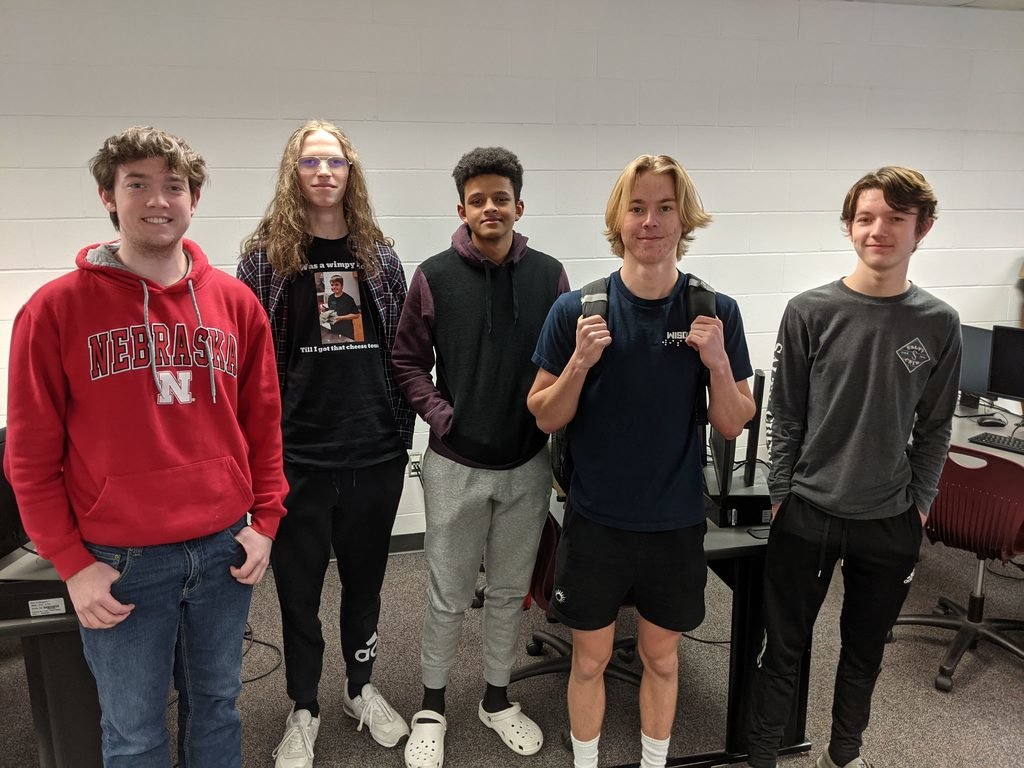 145activities's tweet photo. Esports Update: Week 1 of the esports winter playoffs in the books.  Getting wins are the team of Collin, Caleb, and Alex for Clash Royale and Keegan, Alyssa, Matthew and Alec for Mario Kart.  The Clash Royale team of Jacob, Dax and Brennan had a good season but took a loss. https://t.co/ODx7i10zn6