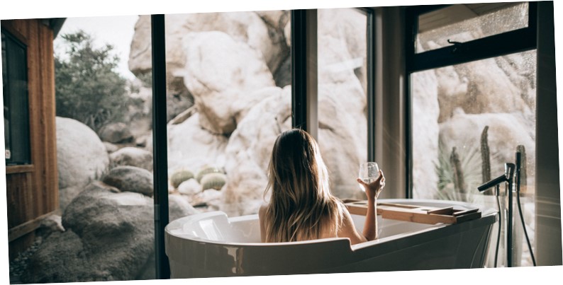 TimelessKitchDz's tweet photo. A1. Benefits of designing with Biophilia: “Biophilic design is a concept used to increase occupant connectivity to the natural environment through the use of direct nature, indirect nature, and space and place conditions.”
#KBtribechat #timelesskitchendesign #biophiliadesign https://t.co/VNrcDAA7qv