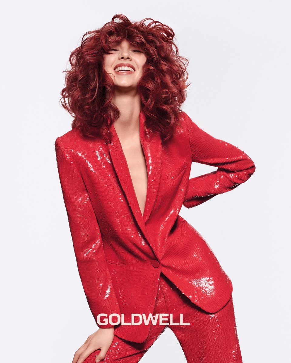 Vieth_Haarmode's tweet image. CHERRY POP | Goldwell heeft in samenwerking met enkele van de meest vooraanstaande kleurexperts ter wereld een nieuwe kleur geïntroduceerd. Wij zijn nu al fan van deze kleur van het jaar 2023: CHERRY POP! 🙌🏽😍🎨 #cherrypop #vieth #haarmode