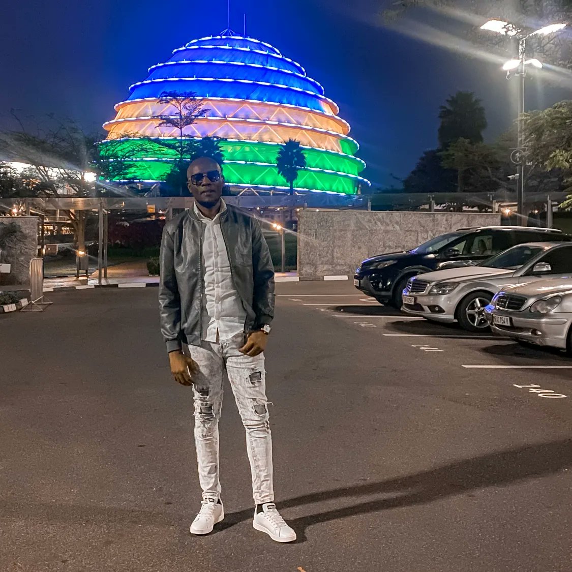 daddyowenmusic's tweet photo. Kigali, Rwanda 🇷🇼 
#2icons https://t.co/G7NZXRGA8Y