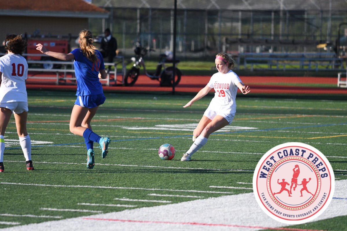 westcoastpreps_'s tweet photo. Will anyone score in the MCAL? 🤔

The defenses and goalkeeping proved to be flawless again in a draw between Redwood and Tamalpais. 

Story: https://t.co/9sJfdGlcbj https://t.co/LRnFN0MoUm