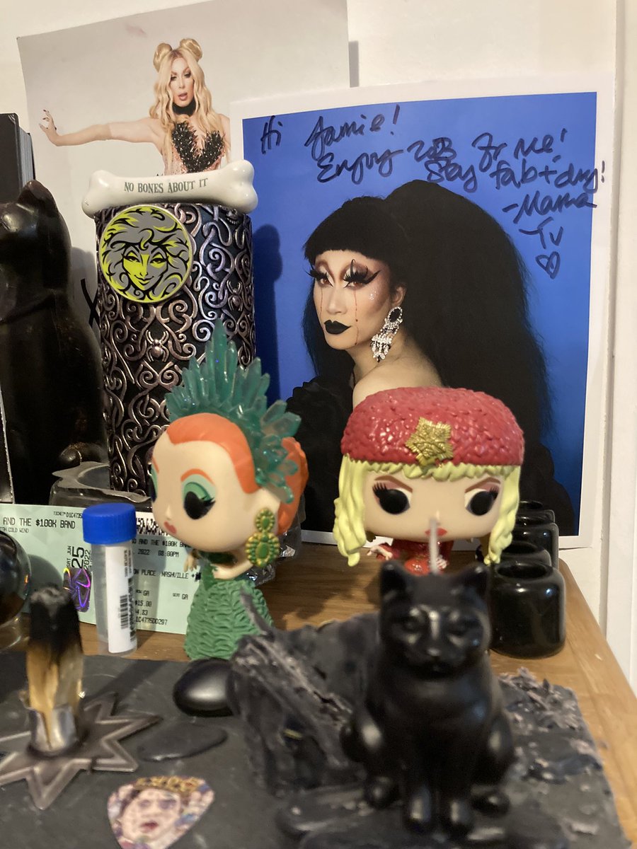 TheContentDaddy's tweet photo. “If Yu’s number 1, I’m number 2”Mama Yu @YuhuaHamasaki is truly an icon and if you aren’t watching Bootleg, you’re missing half the story…grrrrrrlllll (sound effect). Yuhua’s Patreon has been nothing but a pleasure and if you are #TeamDry run and join immediately. https://t.co/aYZg8l6O0p