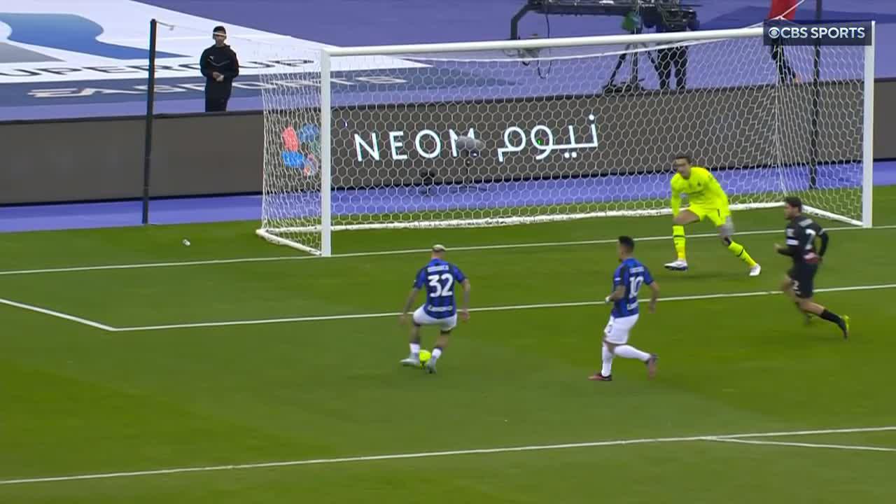 Federico Dimarco pummels his shot into the back of the net!

A dream start for Inter in the Supercoppa Italiana final. 💥”