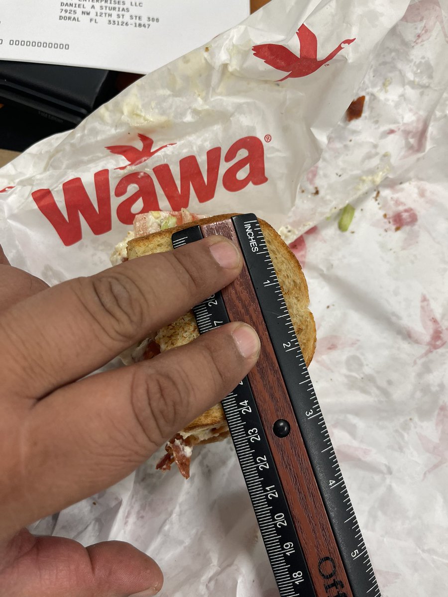 jletona50's tweet image. Food size! High prices &amp;amp; Smaller Sizes. Precios altos y menor tamaño en la comida.