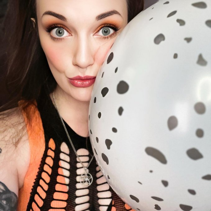Pre blown NON POPPED balloon  by @Lunaanitabelle https://t.co/dyqnjkOUZp Find it on #ManyVids! https://t<a class="tags" target="_blank" title="On Twitter" href="/?out=eyJ0eXAiOiJKV1QiLCJhbGciOiJIUzUxMiJ9.eyJpYXQiOjE3MjE1MzA2MTQsImlzcyI6InR3cG9ybnN0YXJzLmNvbSIsIm5iZiI6MTcyMTUzMDYxNCwiZXhwIjoxNzUzMDY2NjE0LCJyZWRpcmVjdF91cmwiOiJodHRwczovL3R3aXR0ZXIuY29tL0x1bmFhbml0YWJlbGxlIn0.3am55vD0O-VOi6scbK3cHyv65T0Zpj-zjhhOaY4EMjEfpom5rm4XSu1ADYqGmZhsZJuzcPvPDj1AGghTpm4D5g">@Lunaanitabelle</a><a href="/tag/manyvids"class="tags"><span>#manyvids</span></a>