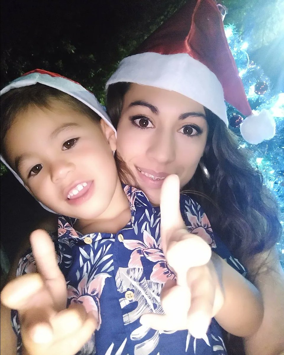 Feliz Cumple Hermosa Carol, te deseo la mejor vida...!!! ❤️❤️❤️