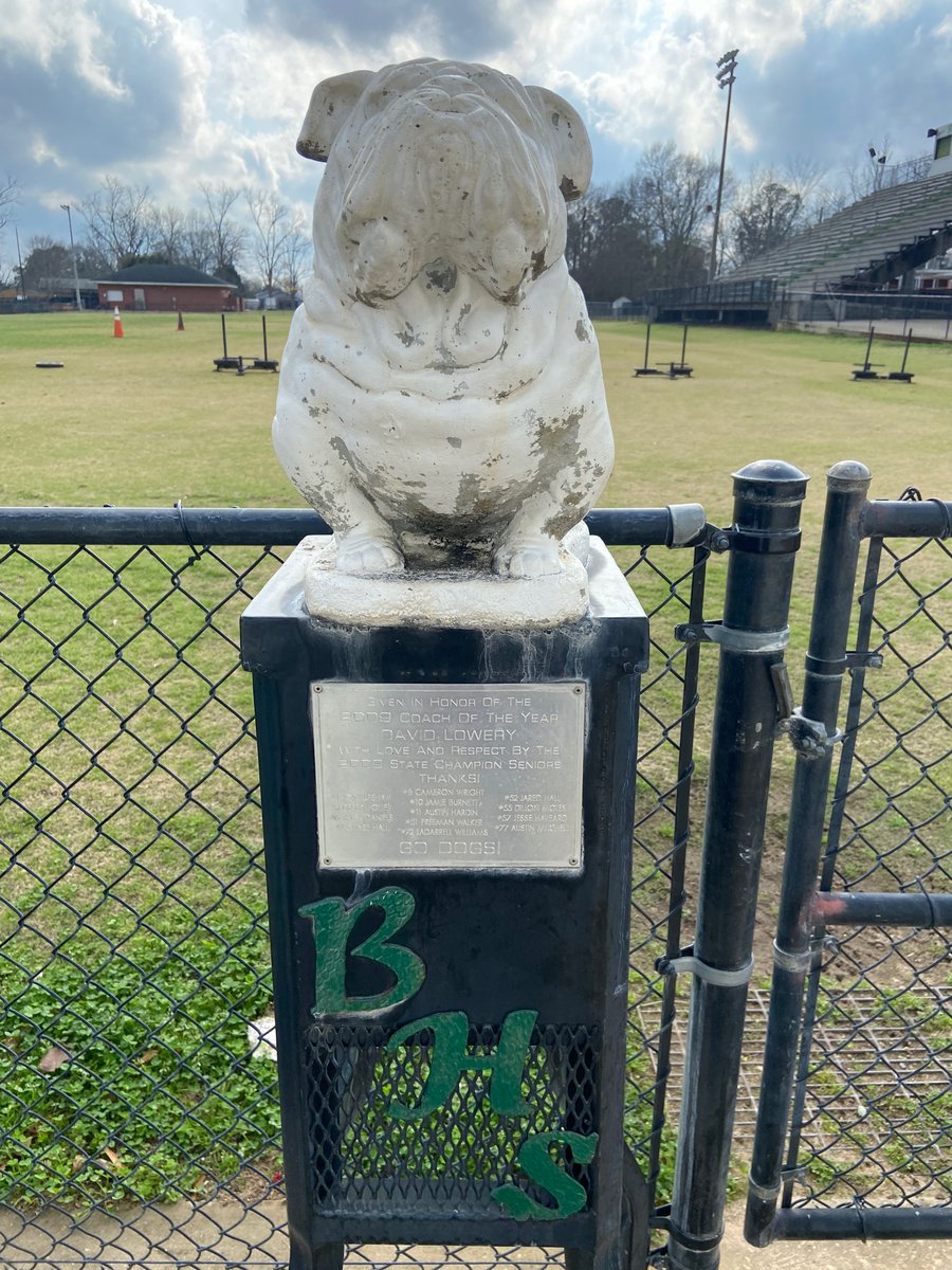 SAMIEPARKER's tweet photo. Thank you coach @rolandleejones and @BrantleyFball for having @UNAFootball the home of @parker_driggers #RaiseTheRoar #PurpleSwarm https://t.co/5cuS5dfpJf