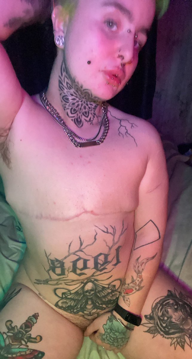 dirtythemflith's tweet photo. U think I’m cute 🙄
#nonbinarynsfw #transslut #dirtyboy #daddyslittlebitch #QueerOF #sellingcontent https://t.co/V4AXDk2yJi