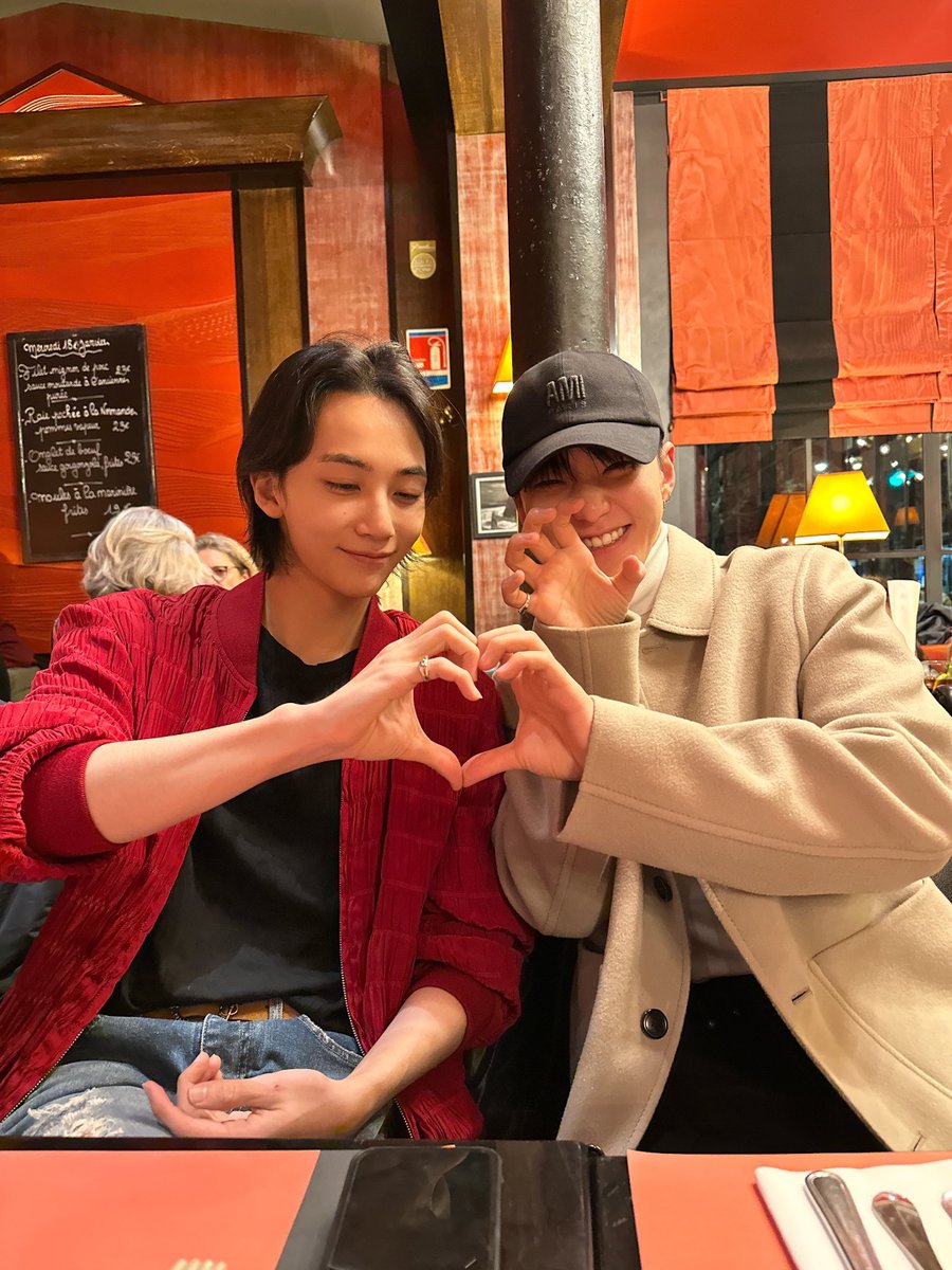 폴라 tweet media