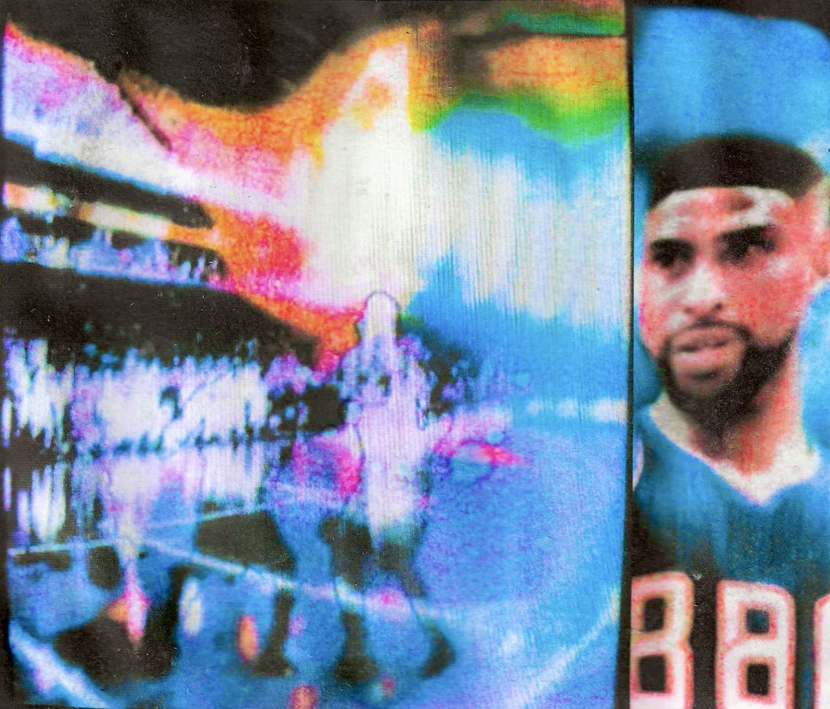 WE PHILLY CROSSIN{76}