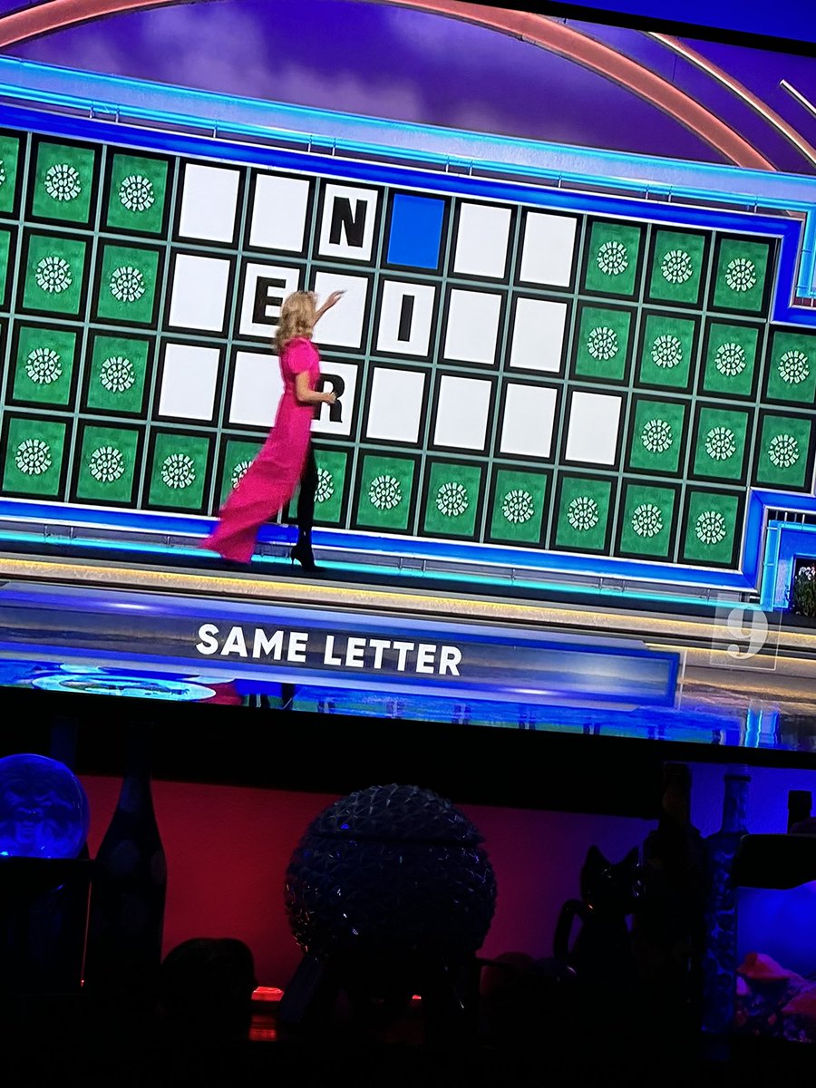 Okay did <a href="/TheVannaWhite/">Vanna White</a> lose a bet and was forced to wear that “dress” in <a href="/WheelofFortune/">Wheel of Fortune</a> it’s just hideous.