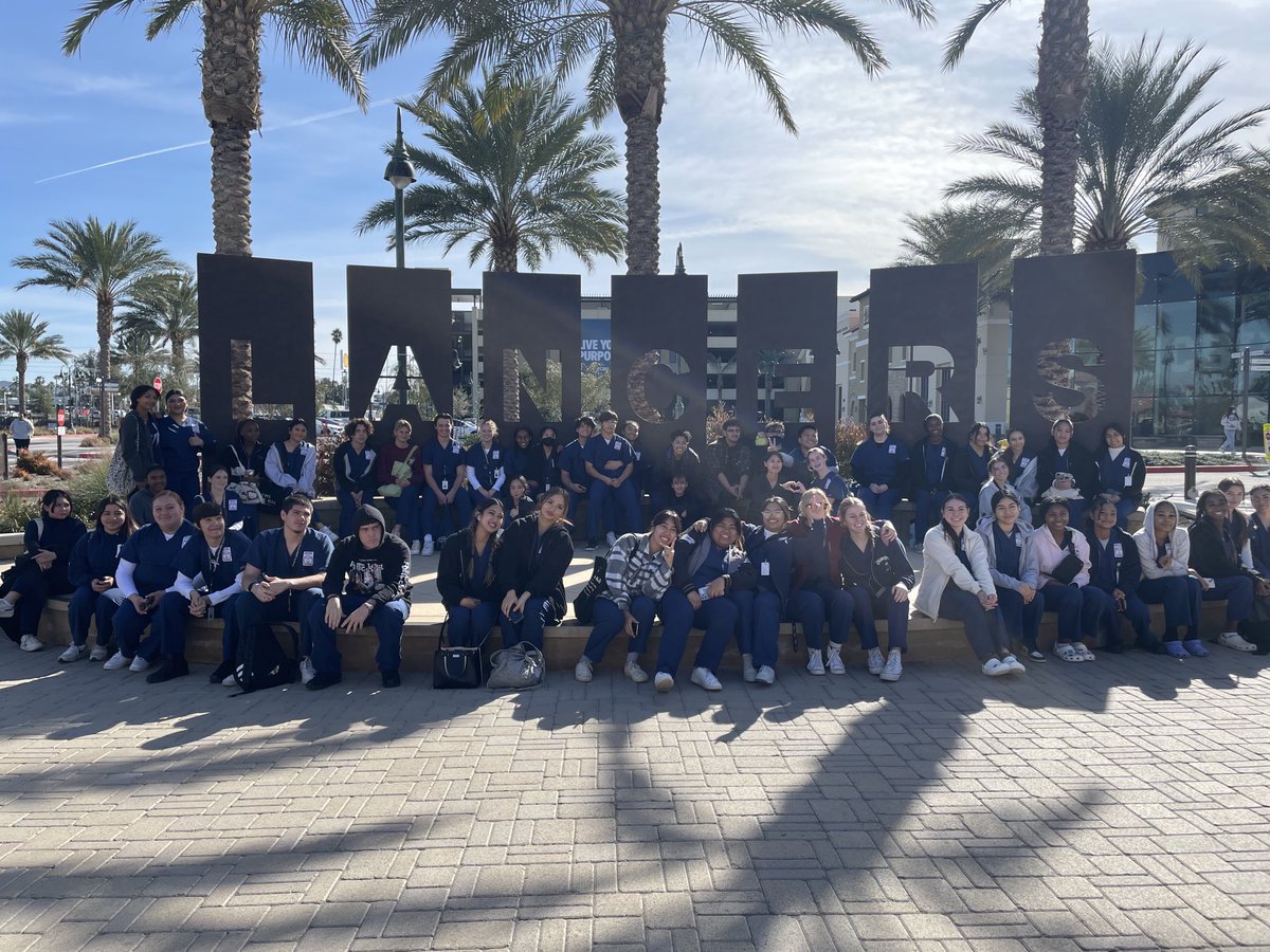 HeartRhs's tweet photo. HEART Academy Juniors ❤️ CBU!  Another great college visit! #RHS #CalBaptist #collegebound #HEARTAcademy ⁦@RedlandsHighSch⁩ ⁦@RedlandsUSD⁩ ⁦@CRYROP⁩ https://t.co/JZA3KorNKd