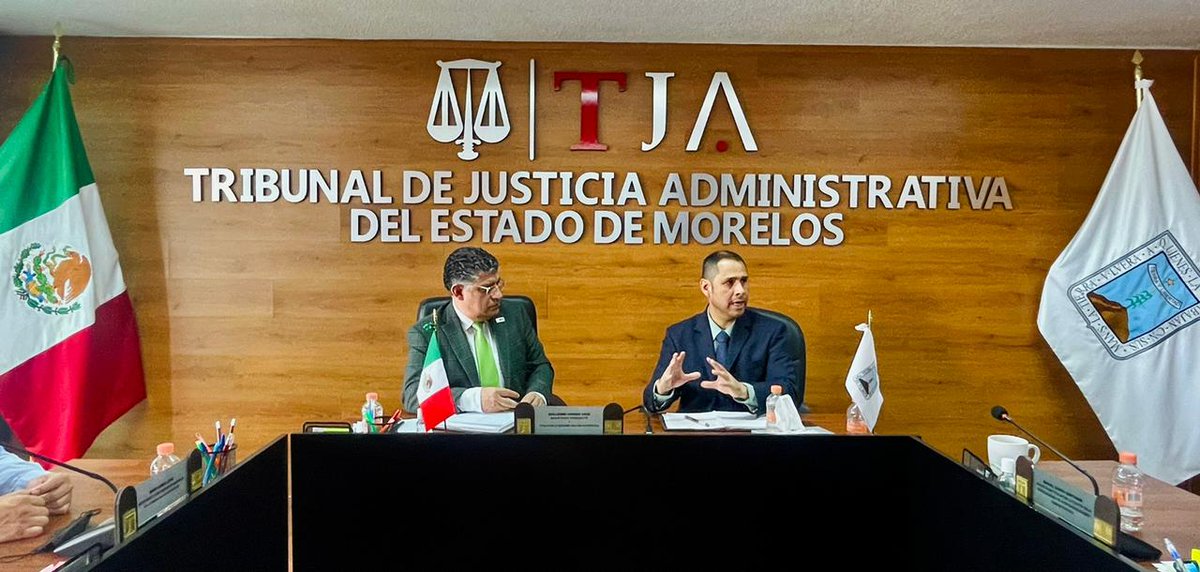 TJAMorelos's tweet photo. #TJAMorelos
Los Magistrados del Pleno del TJA y el Lic. Humberto Diaz Vargas, Presidente del Tribunal Estatal de Conciliación y Arbitraje de Morelos, se reunieron a efecto de compartir criterios jurídicos y fortalecer lazos institucionales que beneficien a los justiciables. https://t.co/El2FUc5PvF