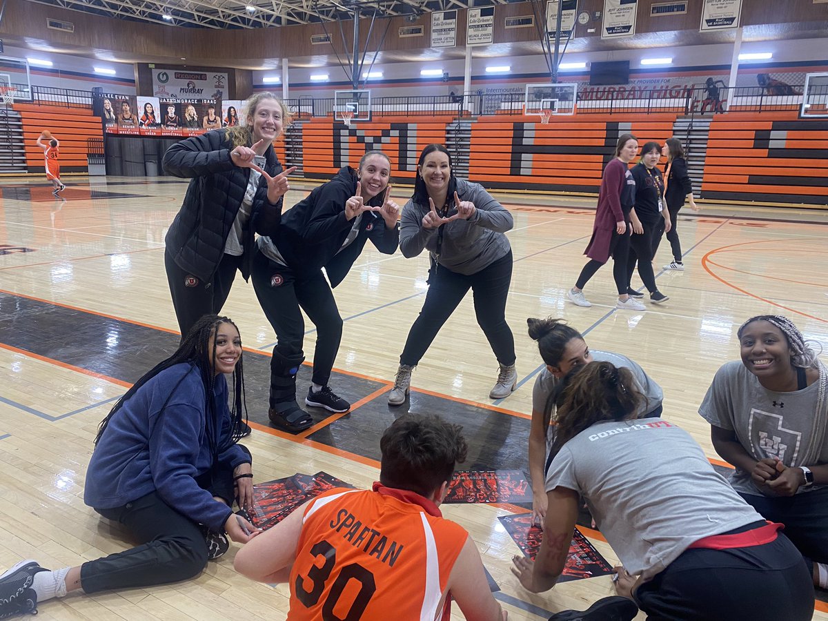 Thankful to <a href="/AbbyPalmerCox/">Abby Cox</a>  and <a href="/UTAHWBB/">Utah Women’s Basketball</a>  for coming to Murray High today to play and have fun with all of our Unified Basketball students! Appreciate your support! #sparon