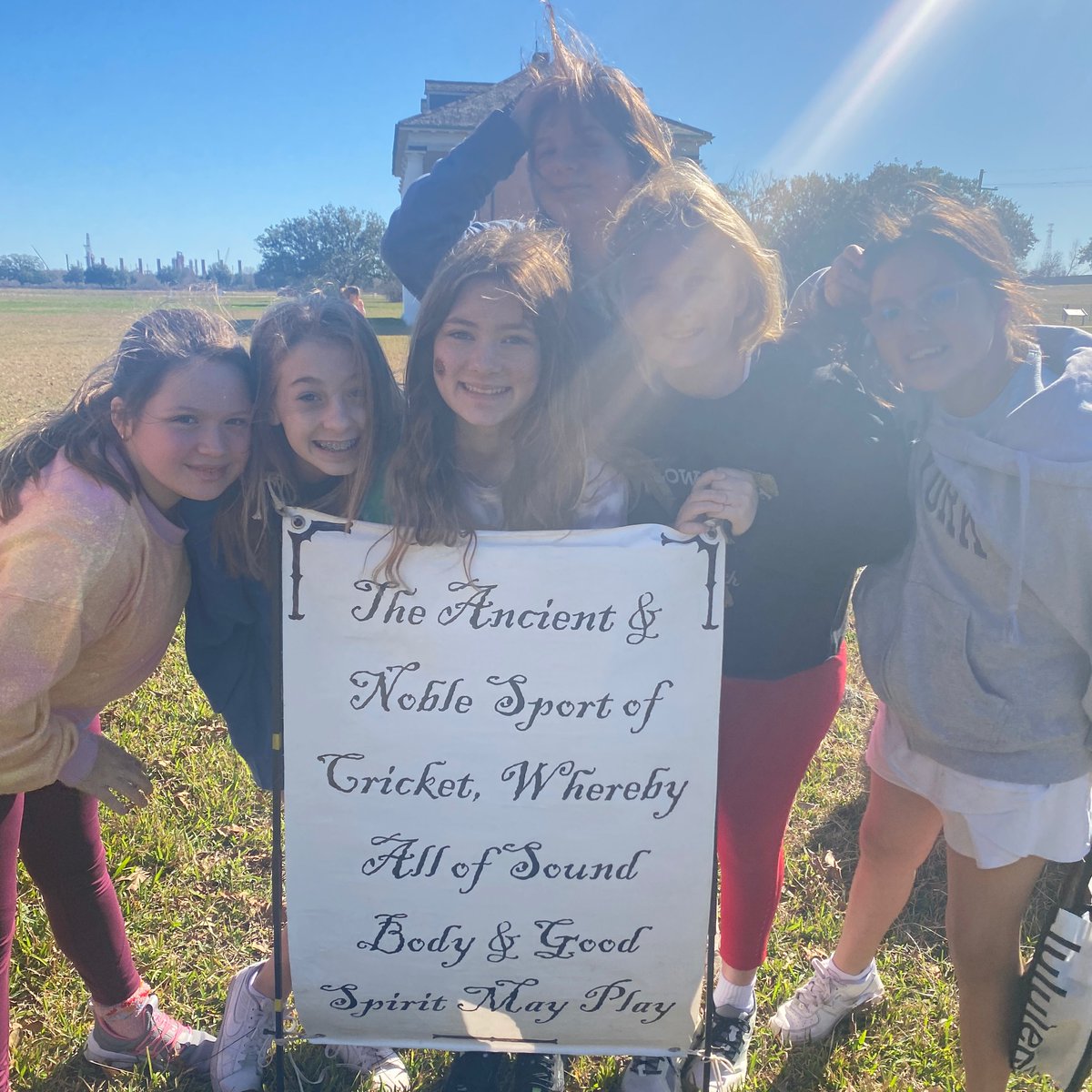 MPCountryDay's tweet photo. Last week, 6th grade visited the Chalmette Battlefield on the 208th anniversary of the Battle of New Orleans. They spent the day walking the battlegrounds and interacting with live reenactors, learning about the battle and the soldiers' daily life. #mpcds #countrydaycajuns https://t.co/2fahM2YwXG