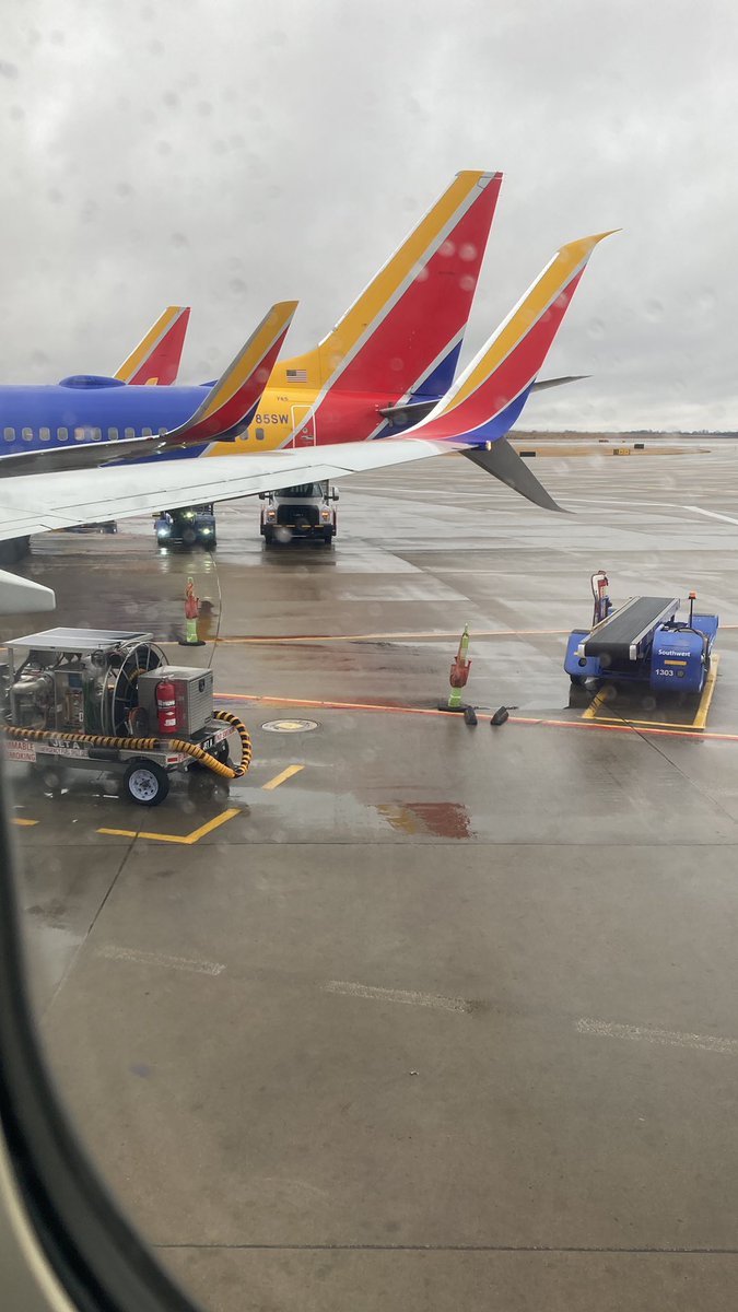Bye, rainy @KCIAirport 👋🏻

Copying <a href="/Coashjohnson/">Kelly Coash-Johnson</a> to say the National Teacher Shortage Summit is the next stop! <a href="/_AASPA_/">AASPA</a>
