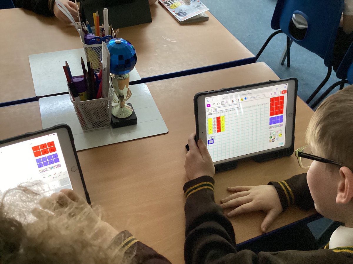 8StHerberts's tweet image. This term our computing focus is spreadsheets, we have mastered the counting tool 🔢 #StHerbertsComputing