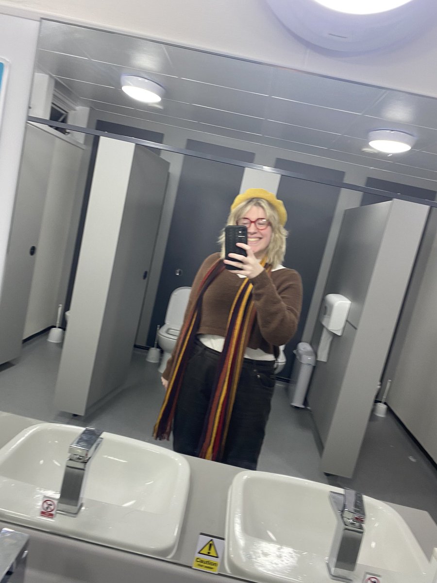 Katie Leckey tweet media