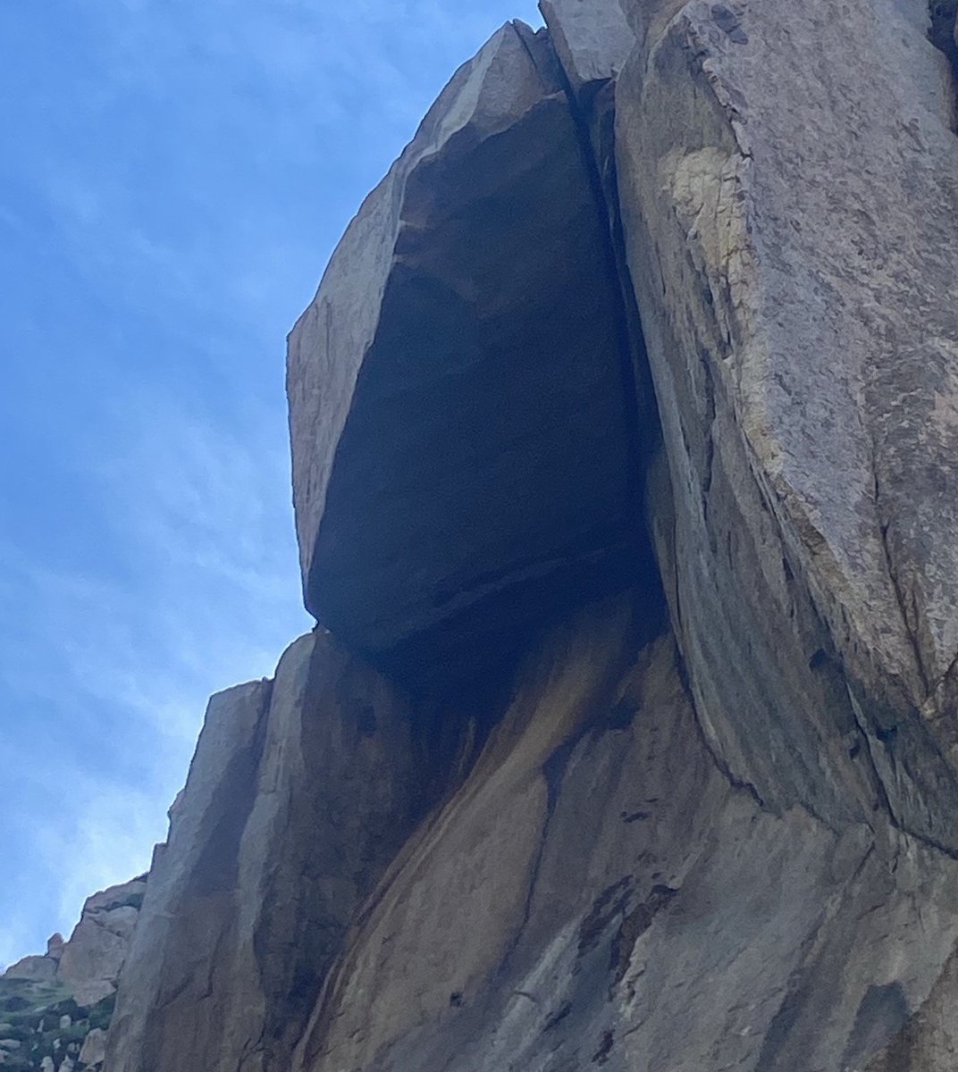KERN COUNTY, Update: State Route 178 is anticipated to remain closed through at least Friday. A scaling crew will be on site to assess the rock structure next to the roadway for potential loose rock, and the boulder on the roadway will be blasted once that check is complete.